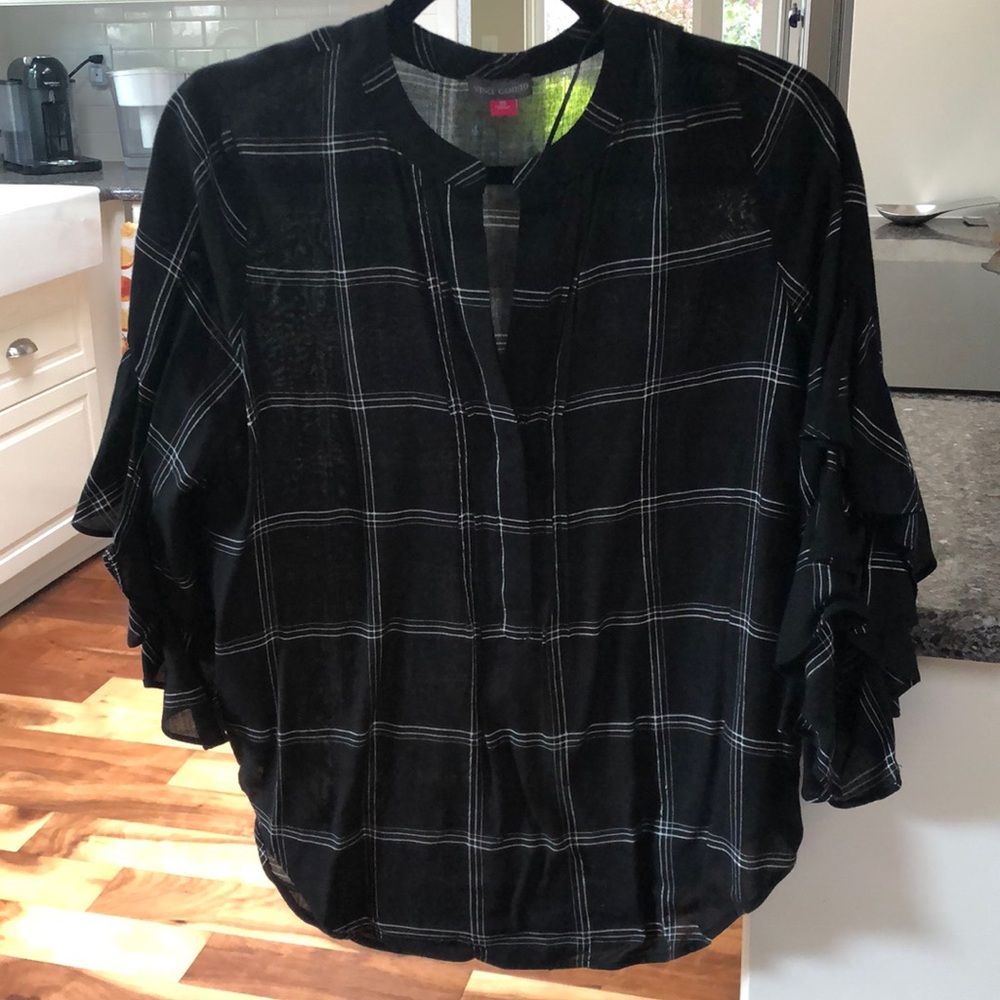 Vince Camuto blouse XS NWOT